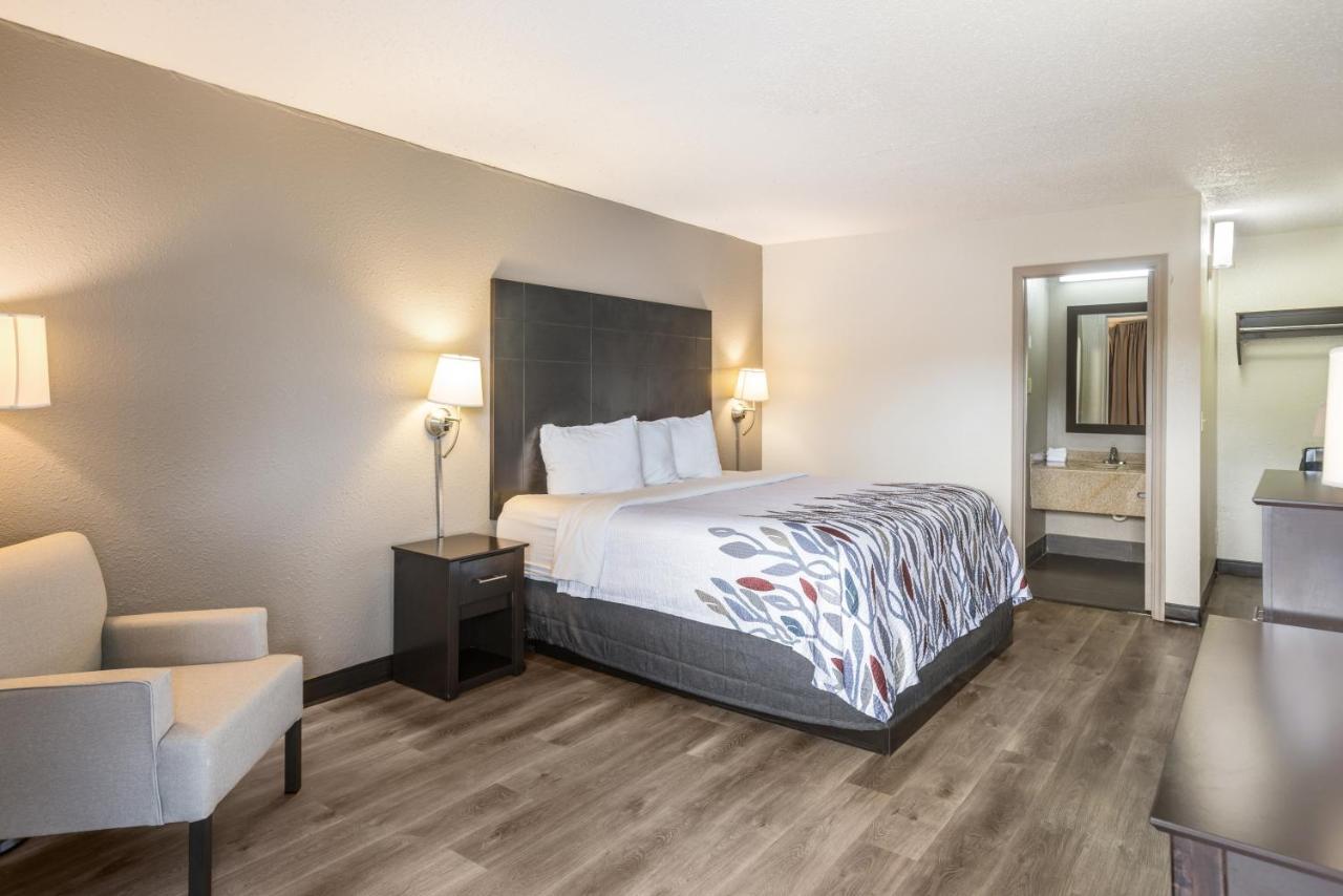 Red Roof Inn Savannah - Southside/Midtown エクステリア 写真
