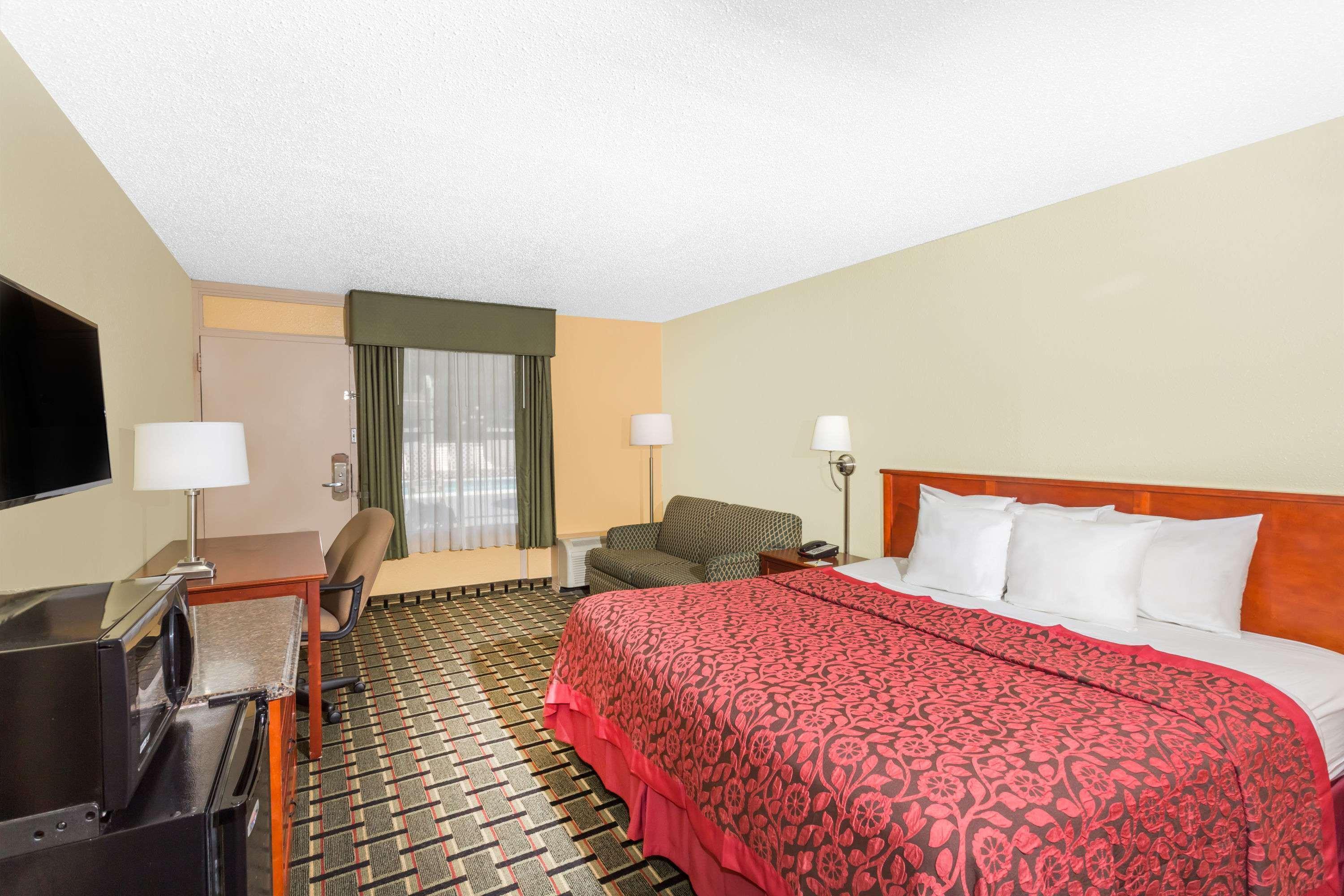 Red Roof Inn Savannah - Southside/Midtown エクステリア 写真